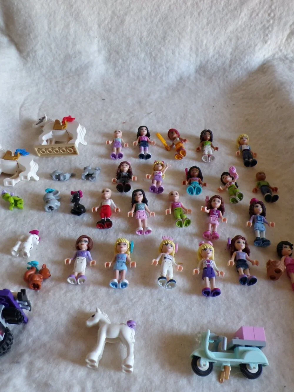 Lego Friends lot minifigs horses ATV scooter animals